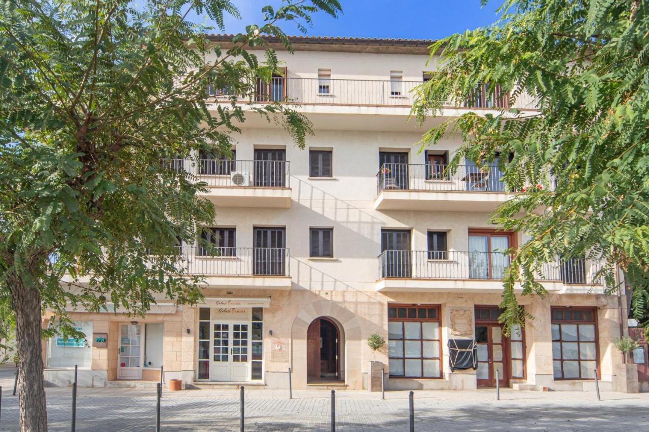 Vora Mar Beachfront Apartment By Sealand Villas Port de Pollença Exteriör bild