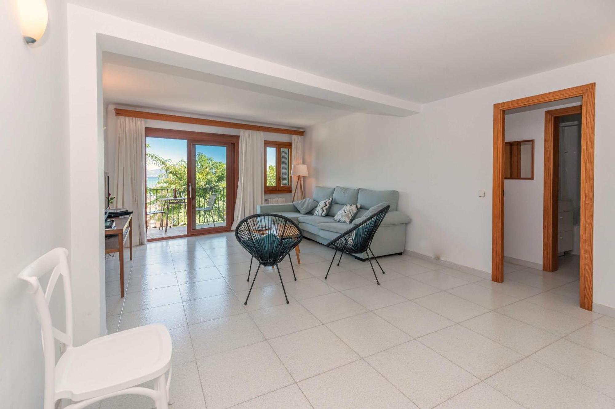 Vora Mar Beachfront Apartment By Sealand Villas Port de Pollença Exteriör bild