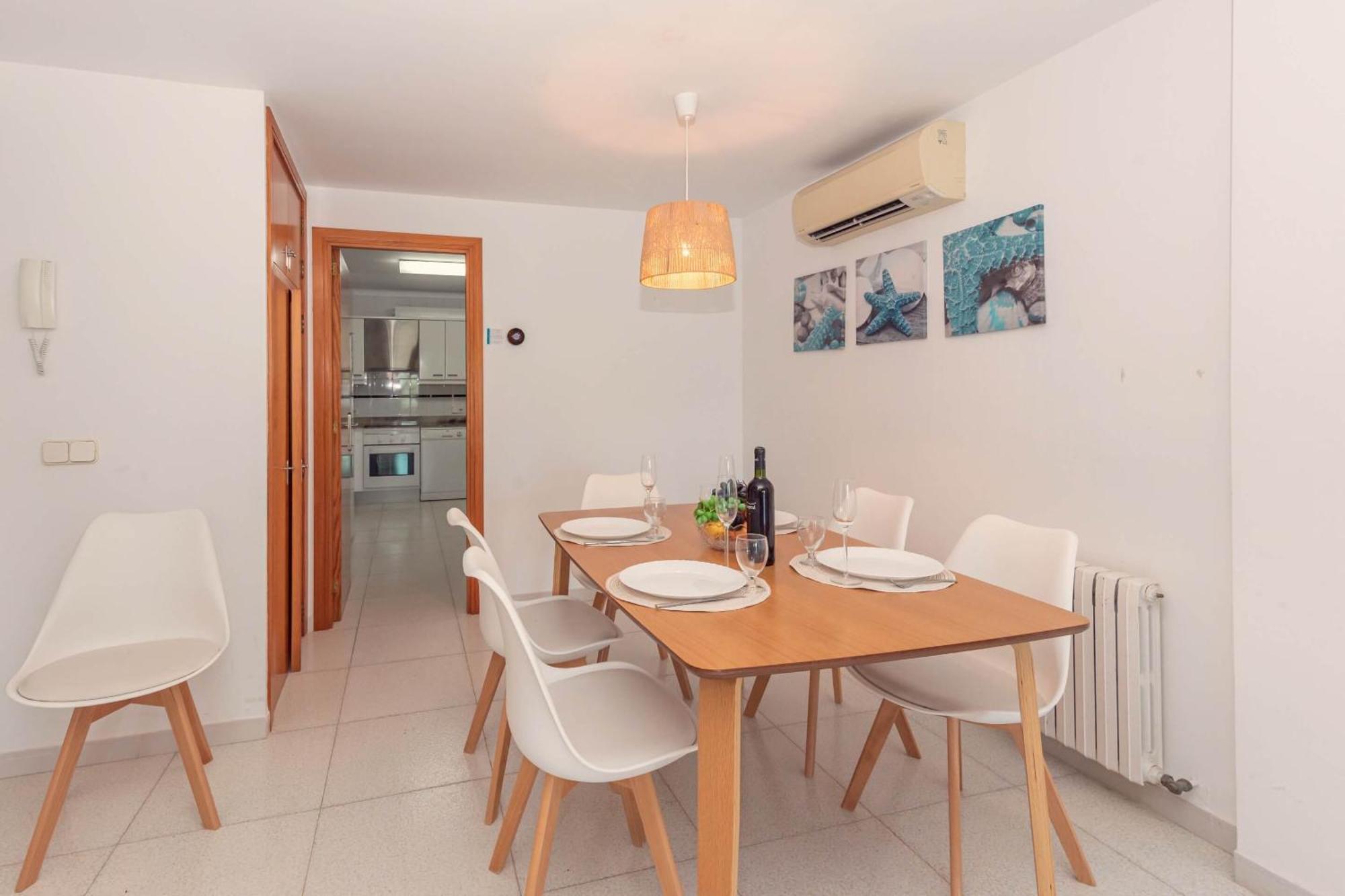Vora Mar Beachfront Apartment By Sealand Villas Port de Pollença Exteriör bild