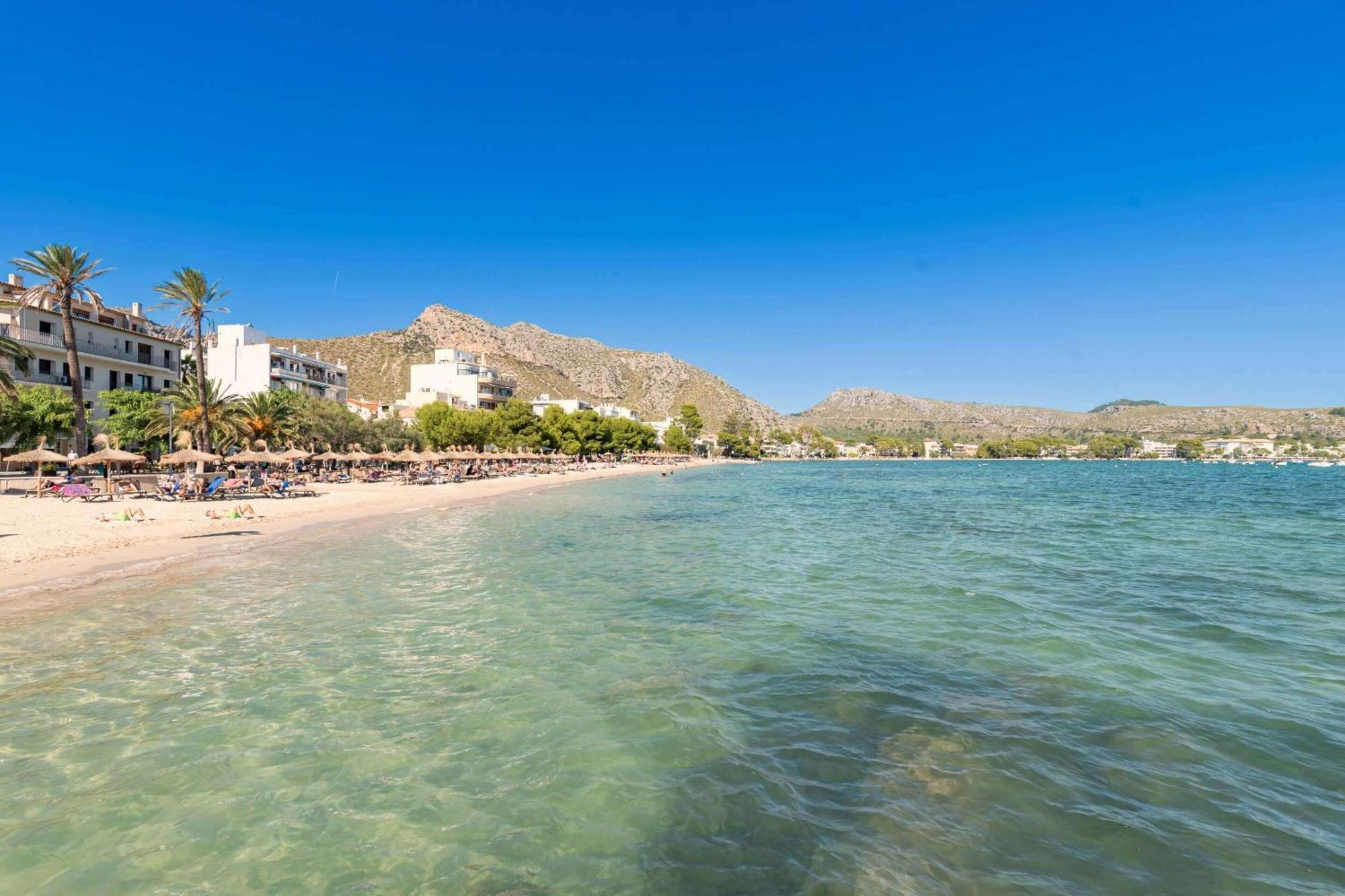 Vora Mar Beachfront Apartment By Sealand Villas Port de Pollença Exteriör bild