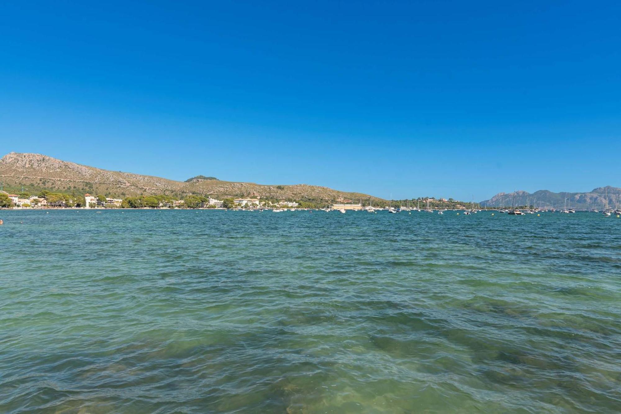 Vora Mar Beachfront Apartment By Sealand Villas Port de Pollença Exteriör bild